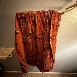 Like New - Never Worn - Stretchy Skirt